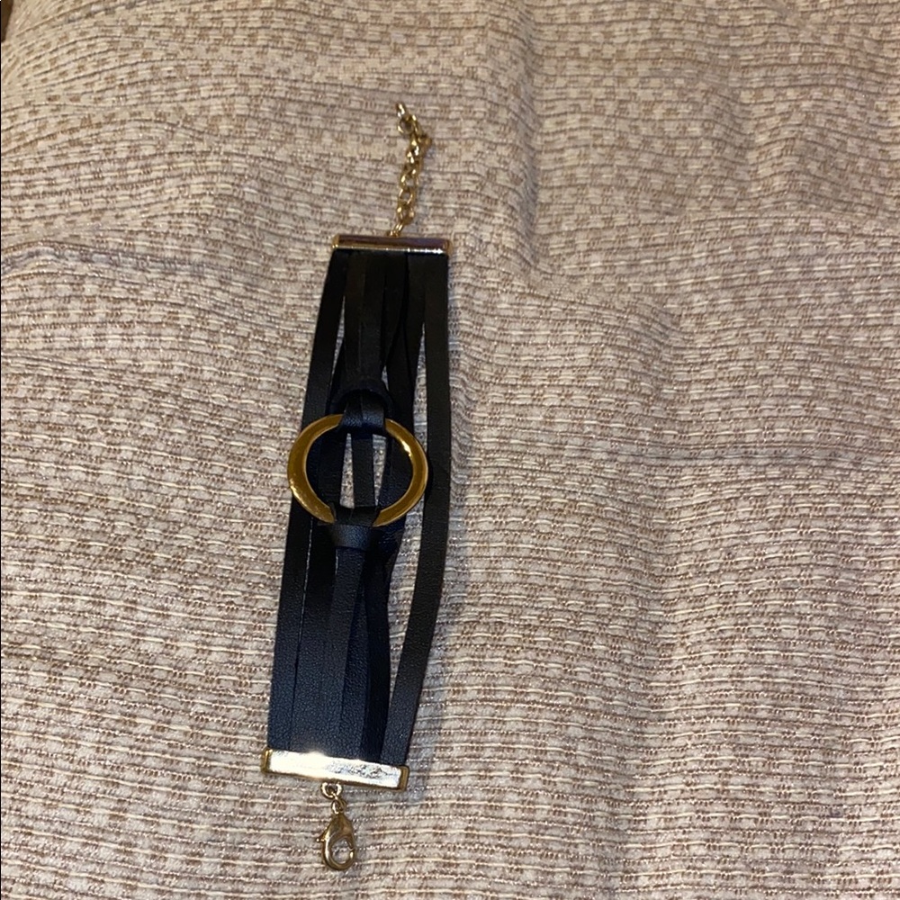 💛♠️💛EUC Like New INC Black Leather & Gold Bracelet with Chain
